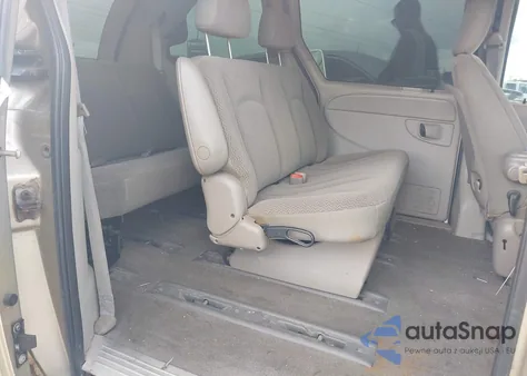 2007 Chrysler Town & Country из США, поврежденный, VIN 1A4GJ45R67B242309